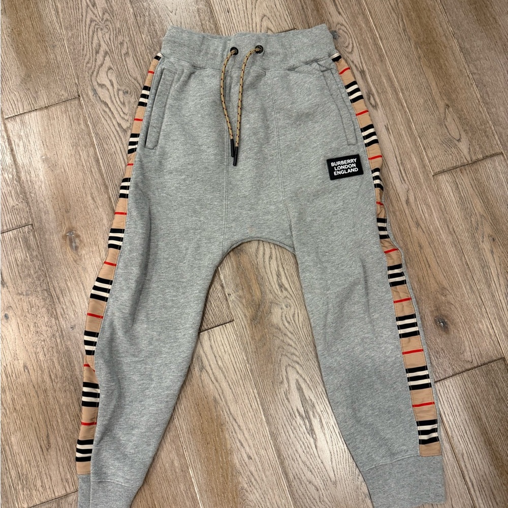 Burberry Kids Sweatpants size 10